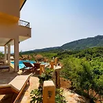 펜션 My Dalmatia - Sea View Amaria With Private Pool