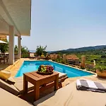 펜션 My Dalmatia - Sea View Amaria With Private Pool *
