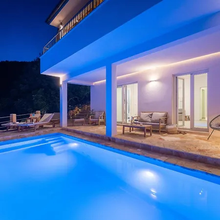 My Dalmatia - Sea View Amaria With Private Pool Holiday home Svirce