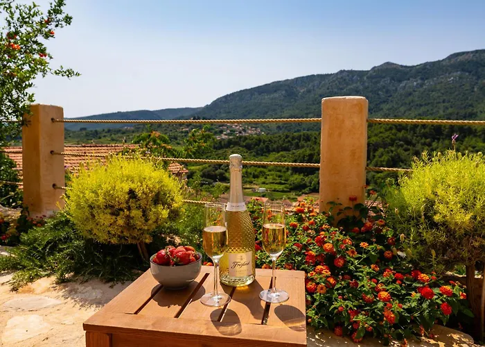 My Dalmatia - Sea View Amaria With Private Pool בית נופש
