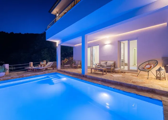 My Dalmatia - Sea View Amaria With Private Pool בית נופש Svirce