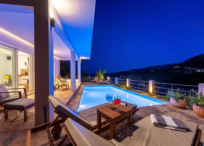 My Dalmatia - Sea View Amaria With Private Pool בית נופש