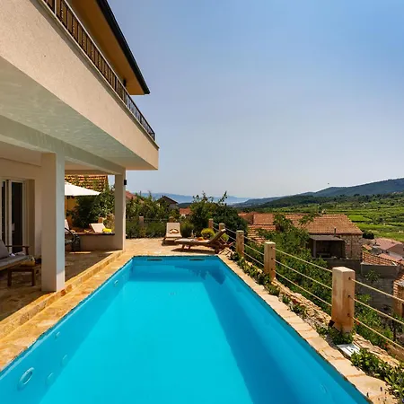 My Dalmatia - Sea View Amaria With Private Pool Holiday home Svirce